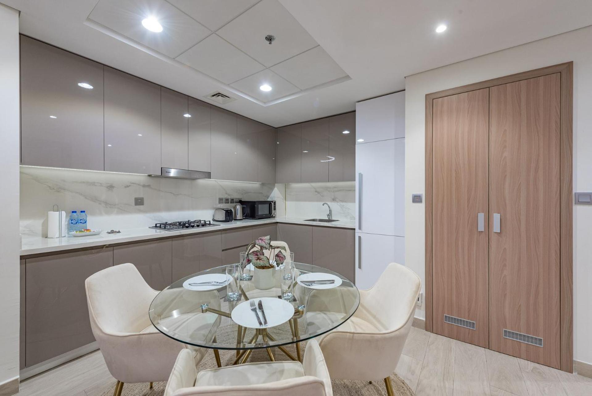 Cozy & Convenient 1Br Haven In Al Jaddaf Apartment Dubai Bagian luar foto