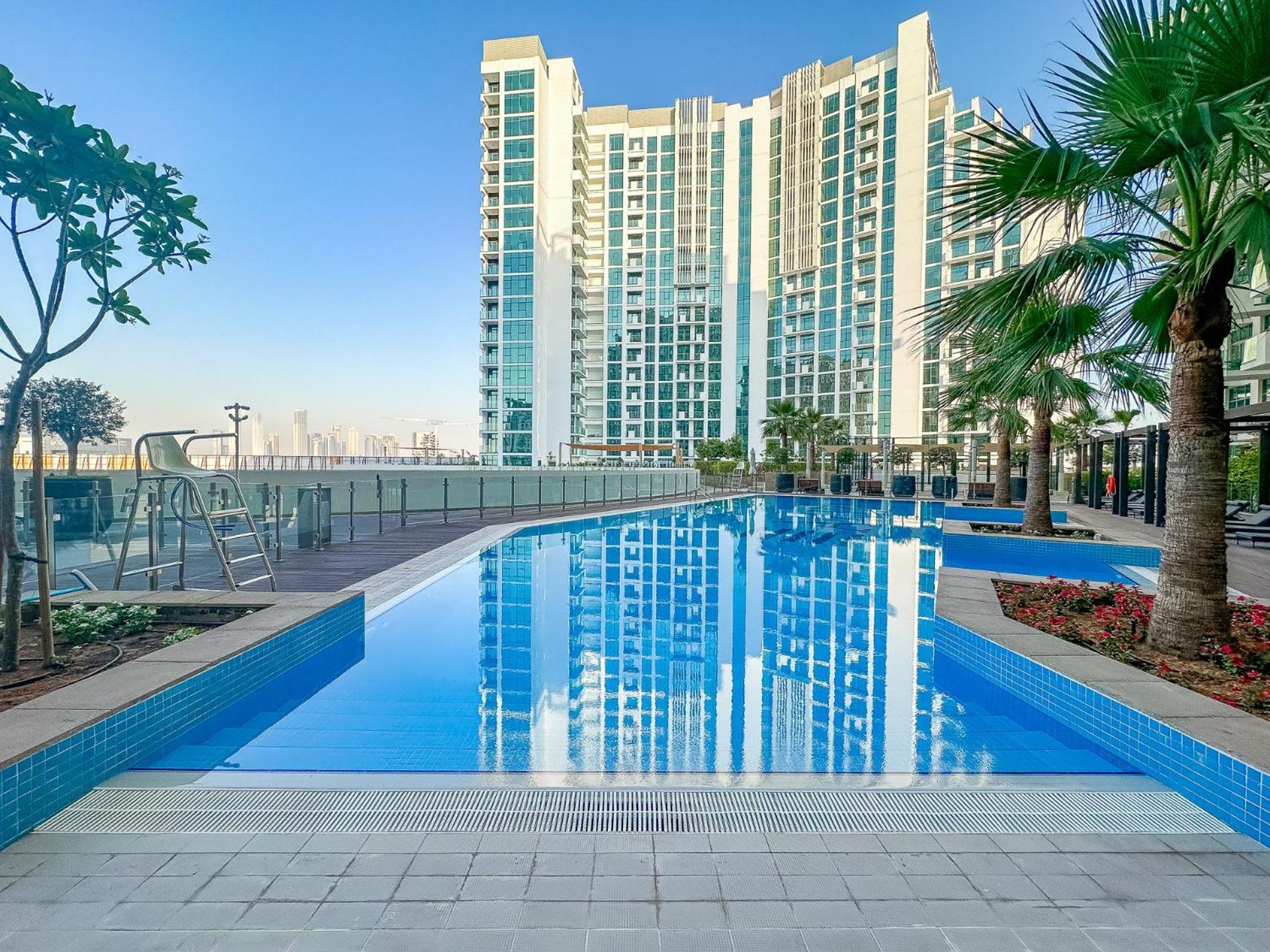 Cozy & Convenient 1Br Haven In Al Jaddaf Apartment Dubai Bagian luar foto